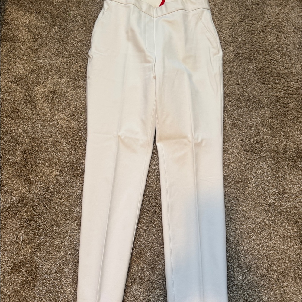Spanx White pull on Pants